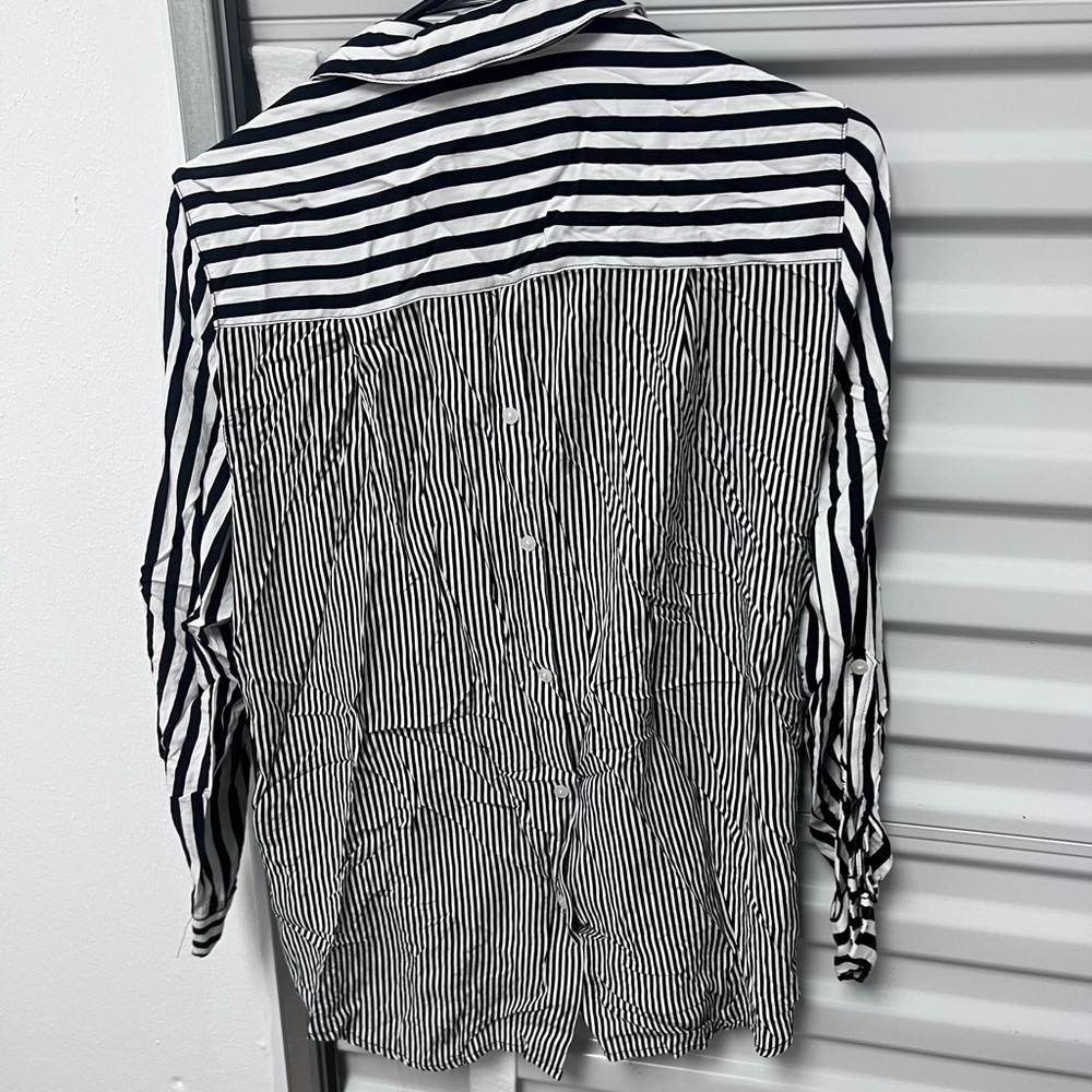 Jane+Delancy Black and White Striped Button-Up Shirt - Picture 2 of 5